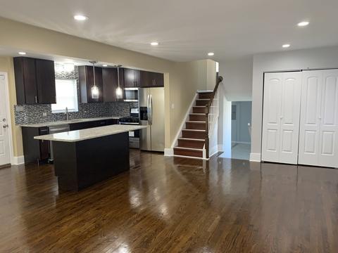 12500 S Edbrooke Ave, Chicago, IL 60628 photo 6