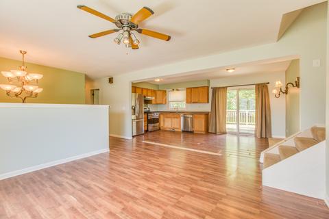 1802 May Dr, Johnsburg, IL 60051 photo 5