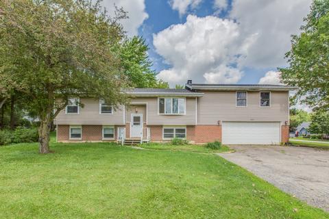 1802 May Dr, Johnsburg, IL 60051 photo 1