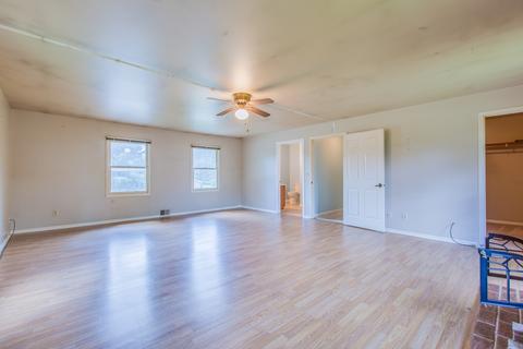 1802 May Dr, Johnsburg, IL 60051 photo 12