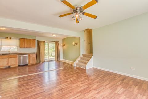 1802 May Dr, Johnsburg, IL 60051 photo 4