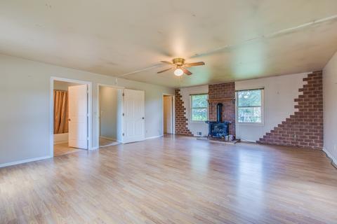 1802 May Dr, Johnsburg, IL 60051 photo 11