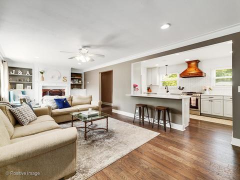 404 Countryside Dr, Wheaton, IL 60187 photo 7