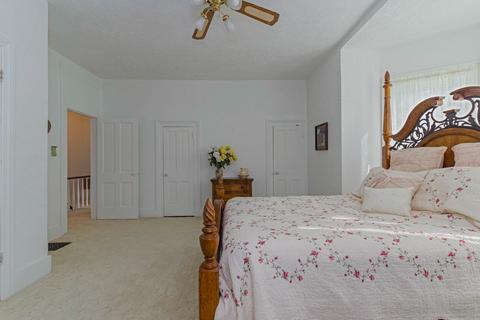 405 W North St, Danvers, IL 61732 photo 25