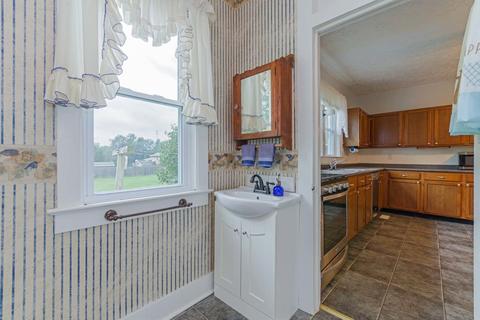 405 W North St, Danvers, IL 61732 photo 33