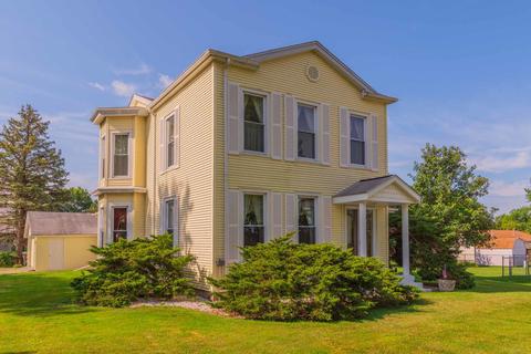 405 W North St, Danvers, IL 61732 photo 1