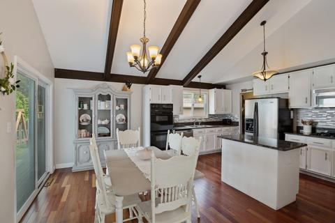 5112 Cambridge Dr, Mchenry, IL 60050 photo 6