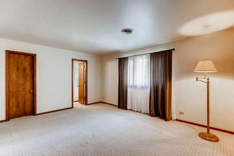 1494 Maple Ln, Elgin, IL 60123 photo 17