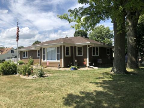 834 E Locust St, Ladd, IL 61329 photo 2