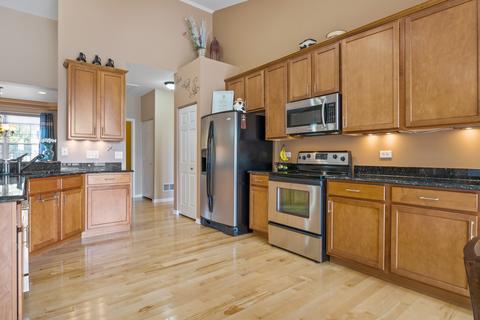 24535 Champion Dr, Plainfield, IL 60585 photo 8
