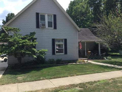 811 E Bissell St, Bloomington, IL 61701 photo 1
