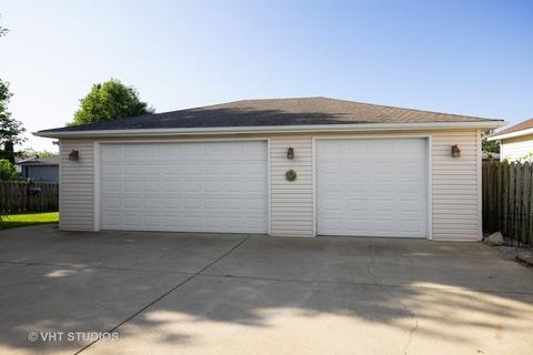 6508 Benich Ln, Plainfield, IL 60586 photo 3