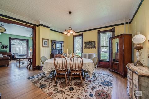 709 E Main St, Plano, IL 60545 photo 21