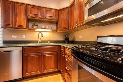 3690 Winston Pl, Hoffman Estates, IL 60192 photo 6