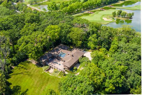 27 W221 Mack Rd, Wheaton, IL 60189 photo 3