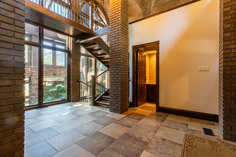 27 W221 Mack Rd, Wheaton, IL 60189 photo 9