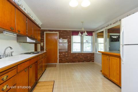 660 S Rutledge Ave, Kankakee, IL 60901 photo 3