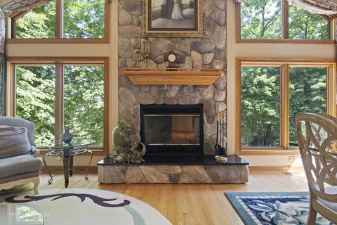 915 N River Rd, Algonquin, IL 60102 photo 3