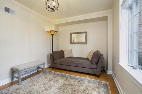 600 E Parkway Rd, Riverside, IL 60546 photo 7