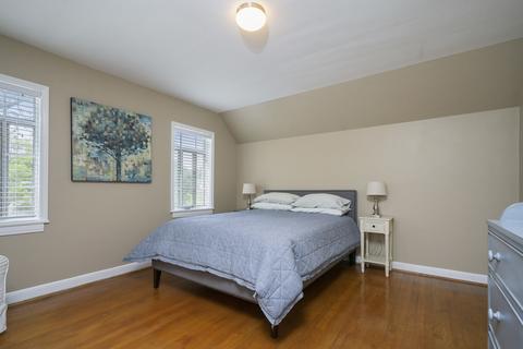 600 E Parkway Rd, Riverside, IL 60546 photo 10