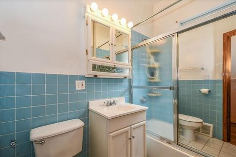 7808 S Eberhart Ave, Chicago, IL 60619 photo 13