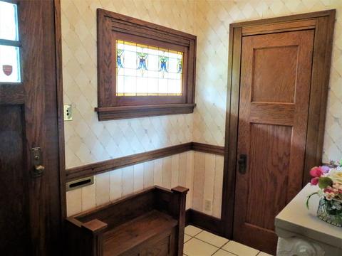 317 Everett St, Dixon, IL 61021 photo 3