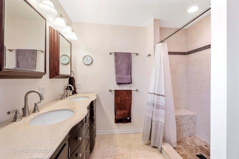 1224 Hackberry Rd, Deerfield, IL 60015 photo 9
