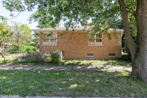 520 E 152nd St, Phoenix, IL 60426 photo 4