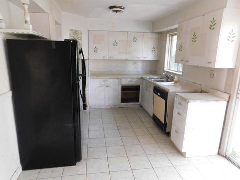 417 Winnemac St, Park Forest, IL 60466 photo 3