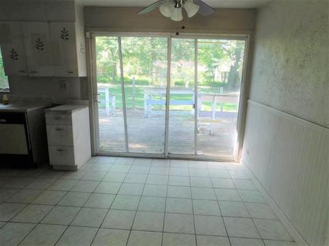 417 Winnemac St, Park Forest, IL 60466 photo 4