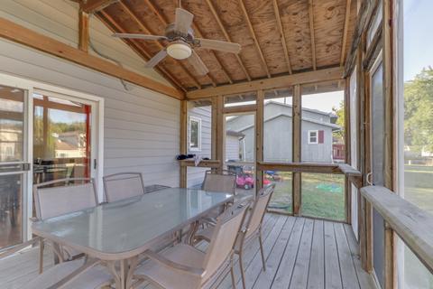 1 Starlight Ct, Bloomington, IL 61704 photo 2