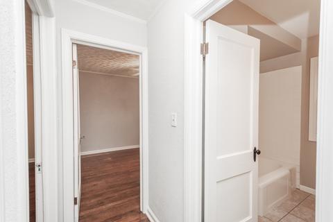 1107 S Linden St, Normal, IL 61761 photo 15