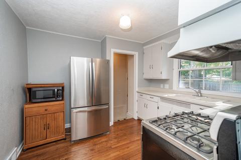 1107 S Linden St, Normal, IL 61761 photo 8