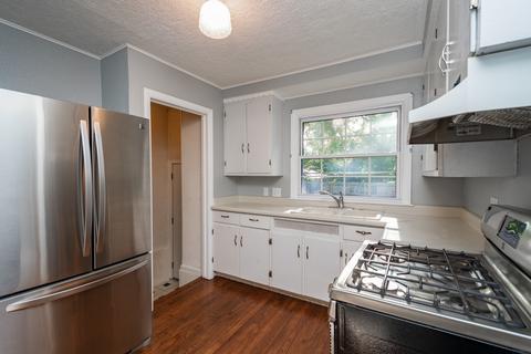 1107 S Linden St, Normal, IL 61761 photo 10
