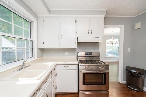 1107 S Linden St, Normal, IL 61761 photo 9