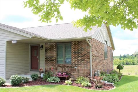 15539 Henry Rd #A, Morrison, IL 61270 photo 2