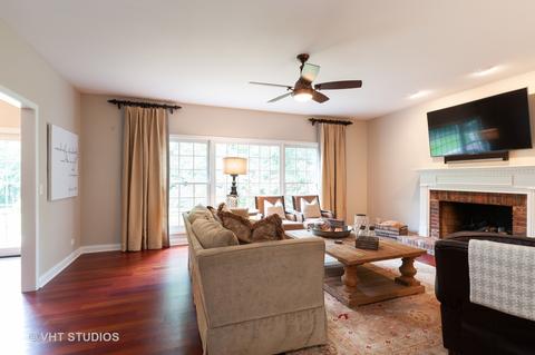 7524 Bittersweet Dr, Gurnee, IL 60031 photo 9