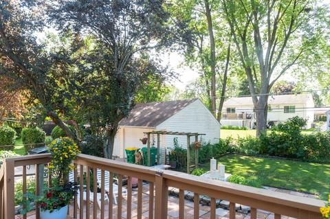 60 Redwood Trl, Wheeling, IL 60090 photo 18
