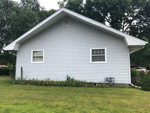 1790 E North St, Morris, IL 60450 photo 4
