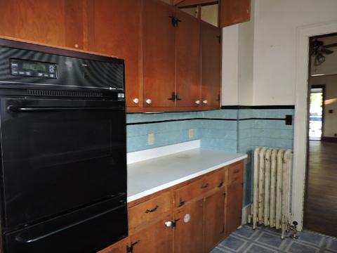 309 E Clay St, Clinton, IL 61727 photo 5