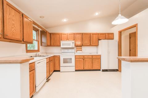 1210 Windsor Dr, Normal, IL 61761 photo 10