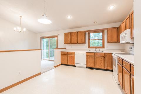 1210 Windsor Dr, Normal, IL 61761 photo 12