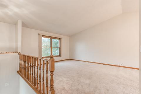 1210 Windsor Dr, Normal, IL 61761 photo 4