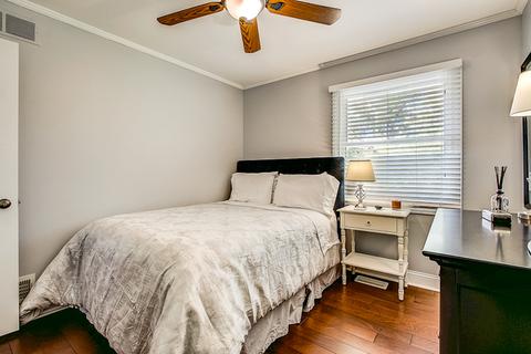1490 Brookside Dr, Hoffman Estates, IL 60169 photo 23
