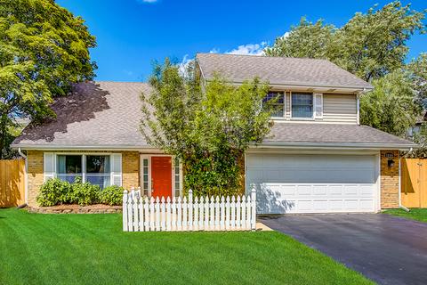 1490 Brookside Dr, Hoffman Estates, IL 60169 photo 1