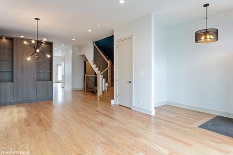 4618 S Champlain Ave, Chicago, IL 60653 photo 4