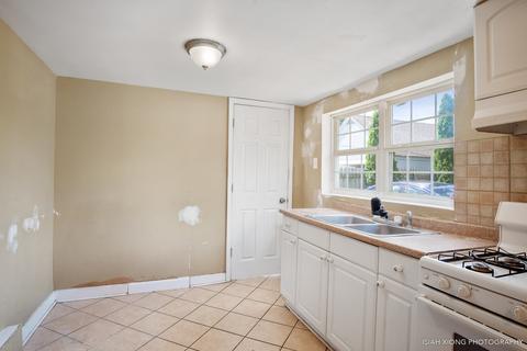 268 Hill Ave, Elgin, IL 60120 photo 15