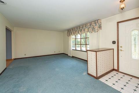 16351 S Dan Oconnell Dr, Plainfield, IL 60586 photo 5