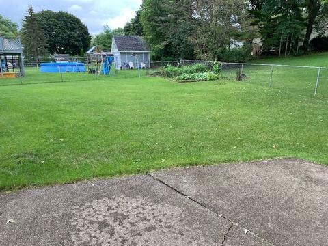 1747 N Ridge Dr, Freeport, IL 61032 photo 5