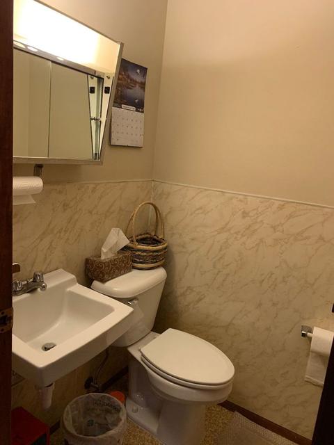 1747 N Ridge Dr, Freeport, IL 61032 photo 15